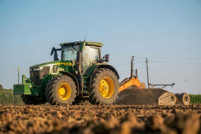John Deere tractor Maintenance